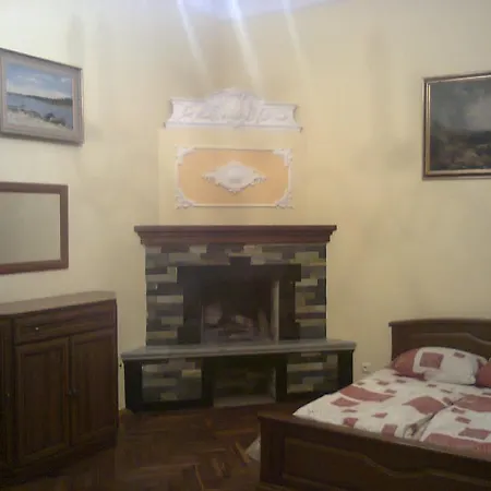 On Lysenka 14 Apartment